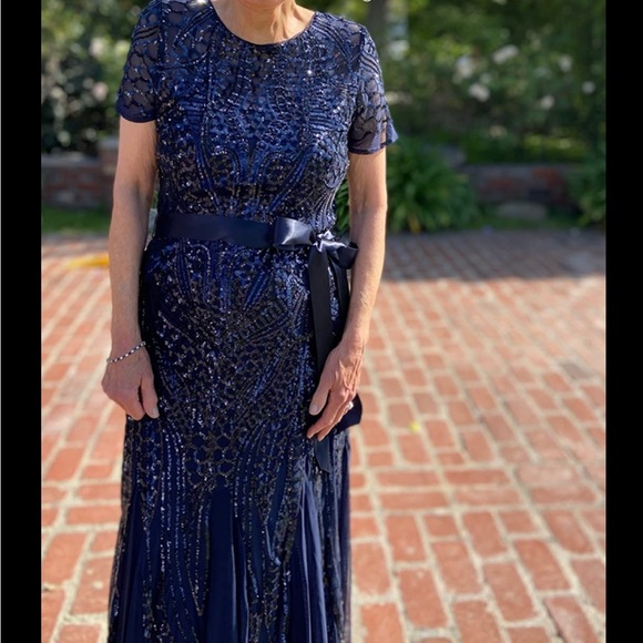 R&M Richards Navy Blue Sequin short sleeve Gown Dress size 14 - Picture 8 of 11